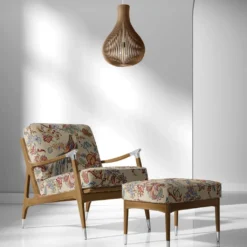 Nordisk Textil Blommiga Möbeltyger|Mönstrade Möbeltyger|Bailey creme gobeläng
