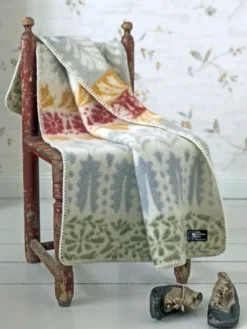 Kerstin Landström Design Babyfiltar|Barnfilt Arvet ockra-röd i lammull -