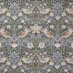 Nordisk Textil Arts & Crafts Tyger|Gardintyger Mönstrade|Beautiful birds grå-blå tyg