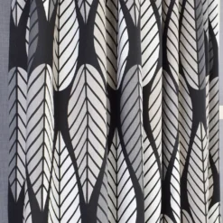 Arvidssons textil Gardiner Mönstrade|Blader svart gardiner