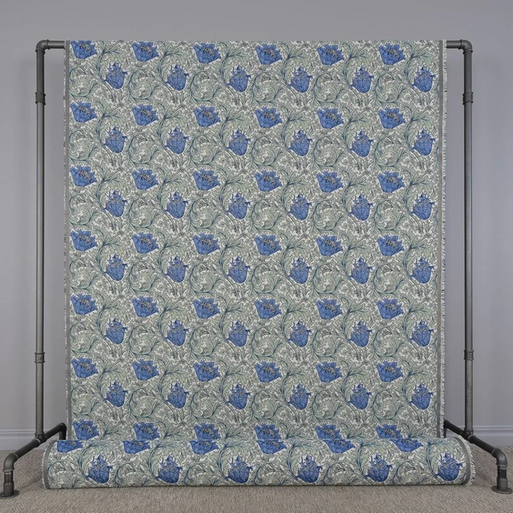 Blommiga Möbeltyger|Mönstrade Möbeltyger|Blue anemone möbeltyg