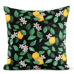 Arvidssons textil Mönstrade Kuddfodral|Citronlycka svart kuddfodral med citroner