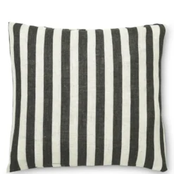 Jakobsdals Mönstrade Kuddfodral|Cruella stripe svart kuddfodral