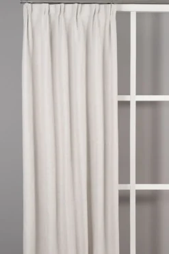 Mörkläggningsgardiner|Gardiner Enfärgade|Cru offwhite mörkläggningsgardiner