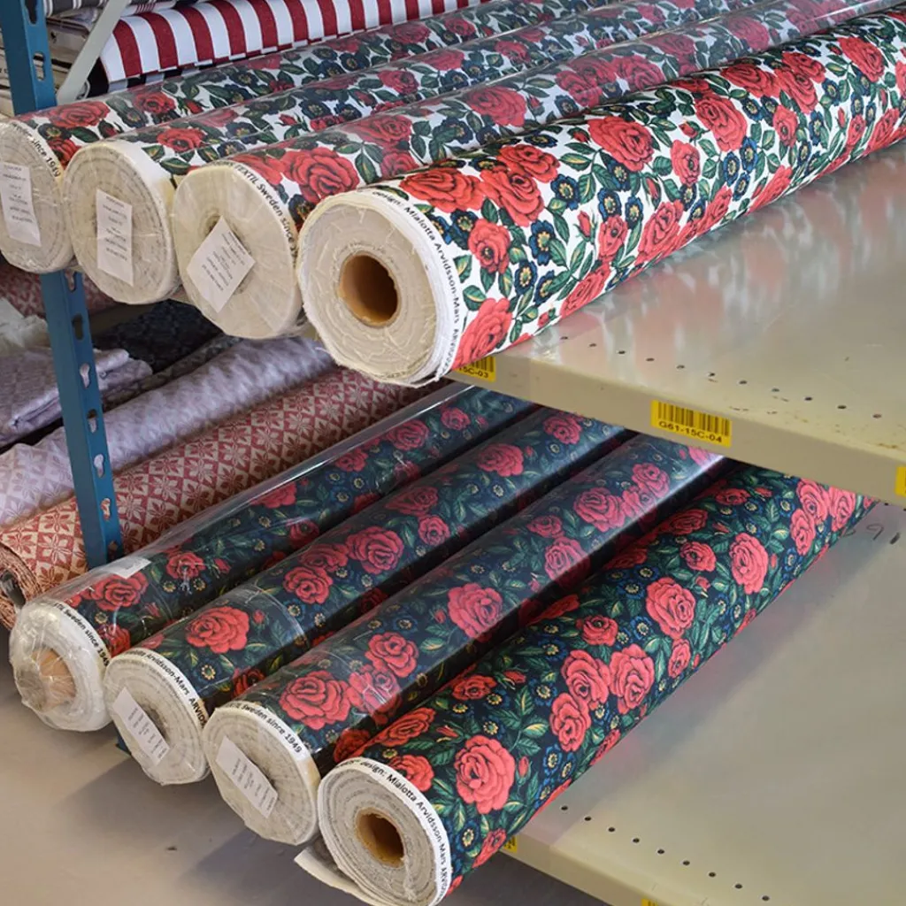 Nordisk Textil Gardintyger Mönstrade|Jultyger|Dalaros svart tyg