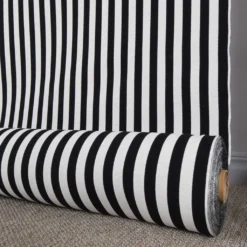 Nordisk Textil Randiga Möbeltyger|Divers vit-svart randigt Gobelängtyg