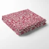 Nordisk Textil Juldukar|Bordsduk|Ester röd bordsduk med tidlöst bladmönster