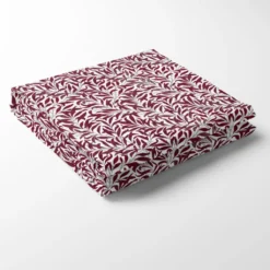 Nordisk Textil Juldukar|Bordsduk|Ester vinröd bordsduk med tidlöst bladmönster