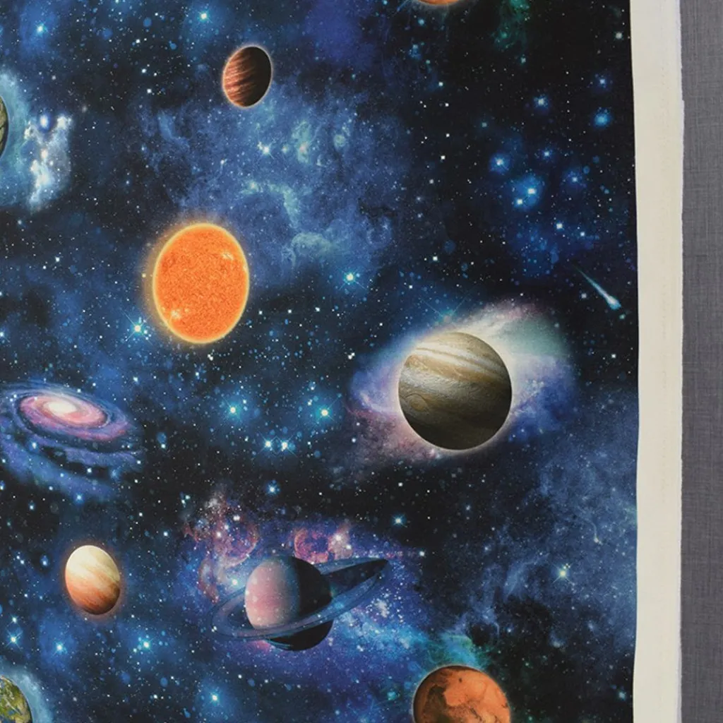 Gardintyger Mönstrade|Galax Tyg – Ett Färgsprakande Universum av Planeter och Stjärnor