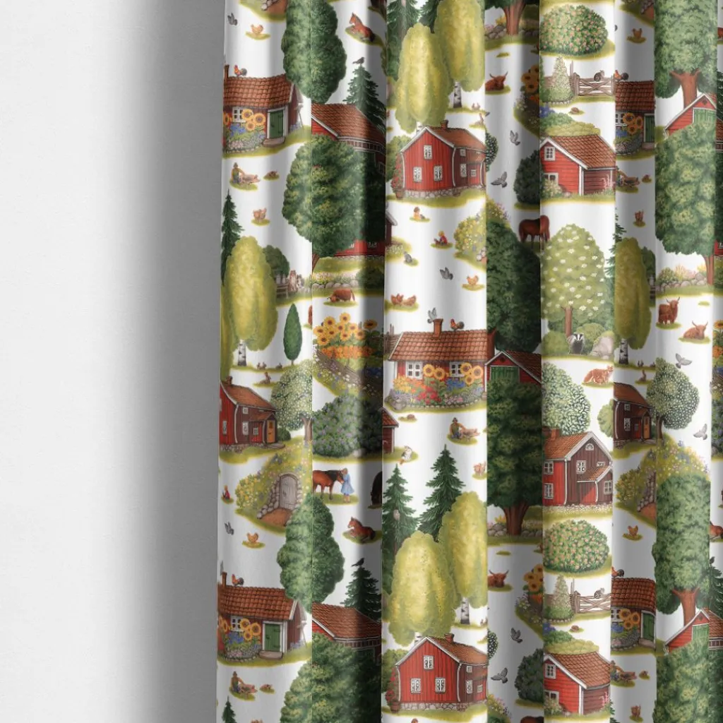 Arvidssons textil Gardintyger Mönstrade|Arvidssons Textil|Ginkalunda grön-rött tyg – lantligt mönster med svensk idyll