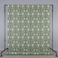 Arts & Crafts Tyger|Gardintyger Mönstrade|Grace grön tyg - Klassisk blommig Arts and Crafts design