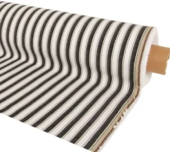 Nordisk Textil Randiga Möbeltyger|Rutor & Ränder|Harlow svart-vit randigt tyg