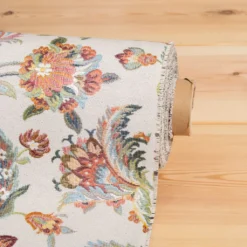 Blommiga Möbeltyger|Mönstrade Möbeltyger|Indian rose tapestry möbeltyg