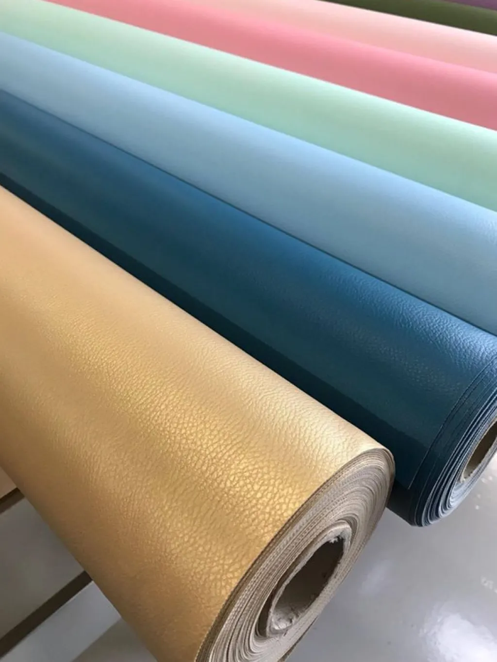 Nordisk Textil Enfärgade Fuskskinn|Karia guld fuskskinn