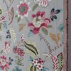 Arvidssons textil Blommiga Möbeltyger|Mönstrade Möbeltyger|Kyma grå möbeltyg
