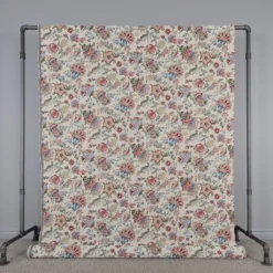 Arvidssons textil Blommiga Möbeltyger|Mönstrade Möbeltyger|Louise möbeltyg