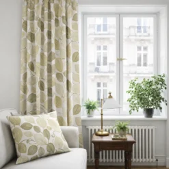 Arvidssons textil Gardiner Mönstrade|Lyckans Blad olivgrön gardiner