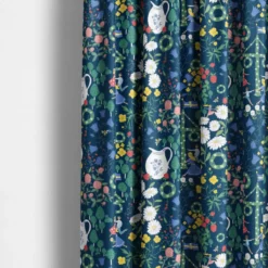 Arvidssons textil Gardintyger Mönstrade|Arvidssons Textil|Midsommardans blå tyg