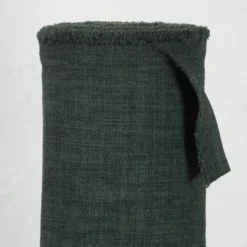 Nordisk Textil Gardintyger Enfärgade|Milo mörkgrön gardintyg - Stilrent med fin struktur