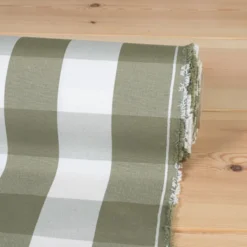 Nordisk Textil Rutiga Möbeltyger|Rutor & Ränder|Newton grön-vit storrutigt tyg