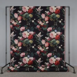 Blommiga Möbeltyger|Mönstrade Möbeltyger|Painted vintage bouquet möbeltyg