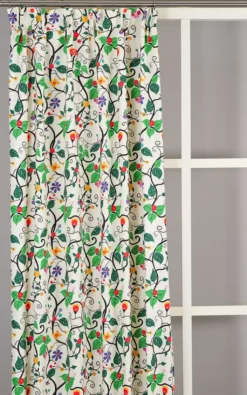 Nordisk Textil Gardiner Mönstrade|Rauma Garden gardiner – Färgstark gardin med lekfullt blommönster