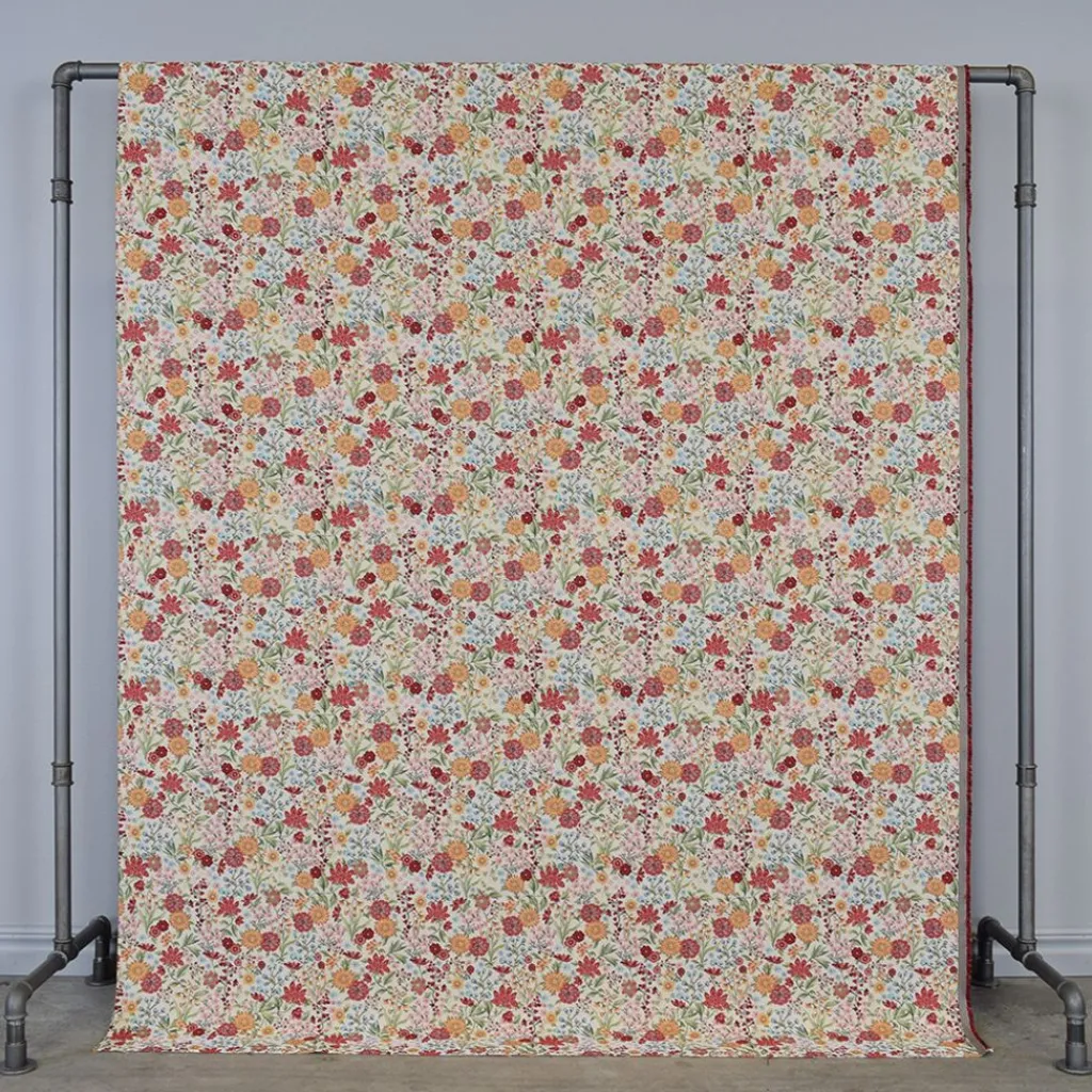 Arvidssons textil Blommiga Möbeltyger|Mönstrade Möbeltyger|Romantic offwhite jacquard