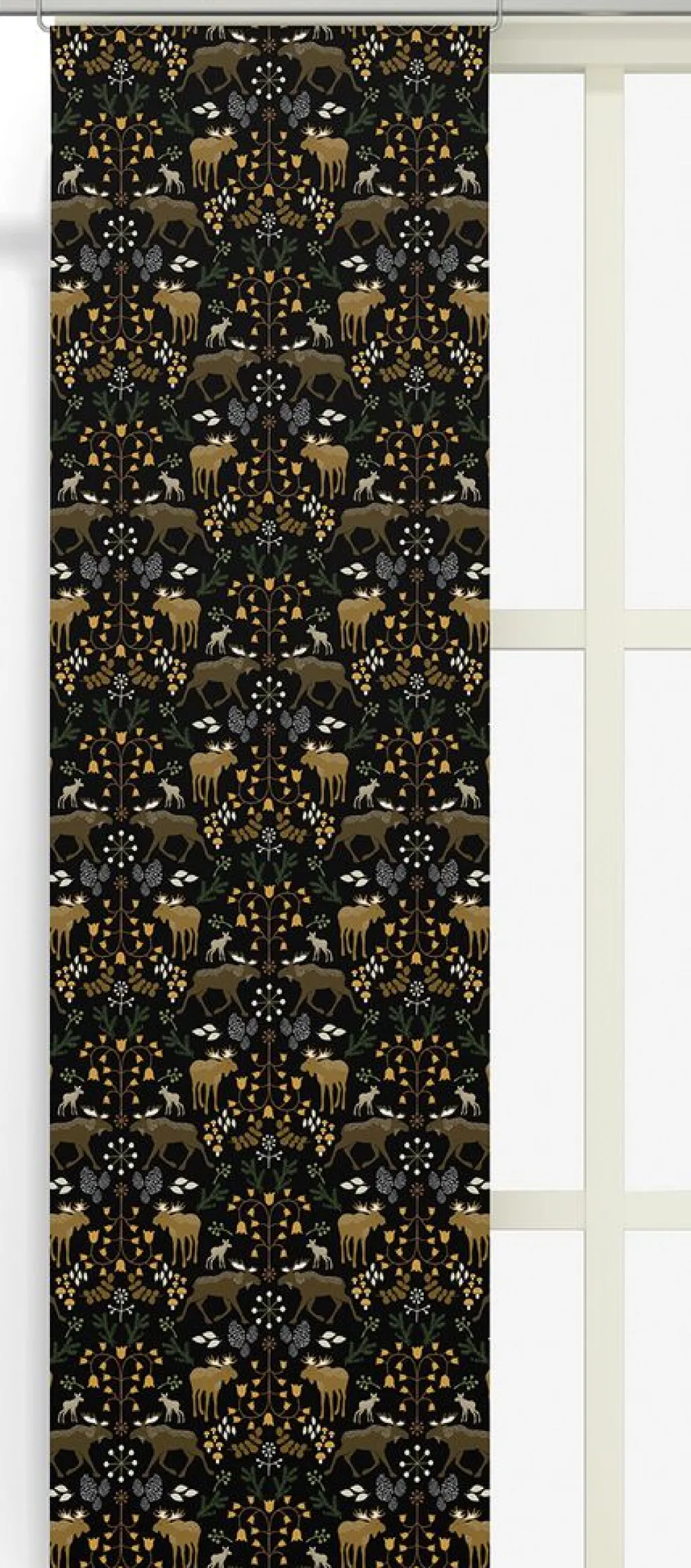 Arvidssons textil Panelgardiner|Skogens konung svart - panelgardiner