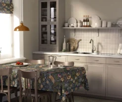 Nordisk Textil Bordsduk|Strawberry Finch bordsduk