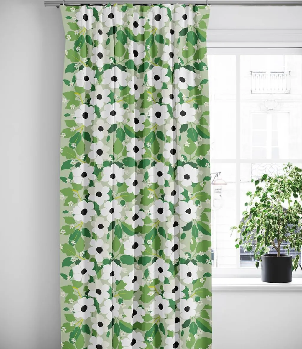 Arvidssons textil Gardiner Mönstrade|Svartöga grön – blommiga gardiner med vita blommor och gröna blad