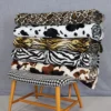 Velbour|Velboa gulton zebra tyg – mjukt zebramönster