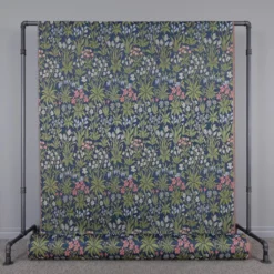 Mönstrade Möbeltyger|Vildflora - underbart gobelängtyg med blommönster