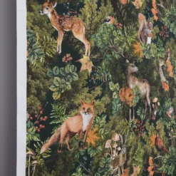Gardintyger Mönstrade|Jultyger|Woodland creatures tyg